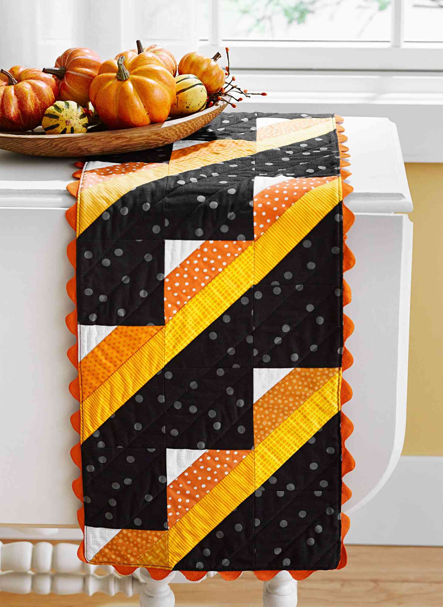 murderer May inertia Easy Fall Table Toppers | AllPeopleQuilt.com