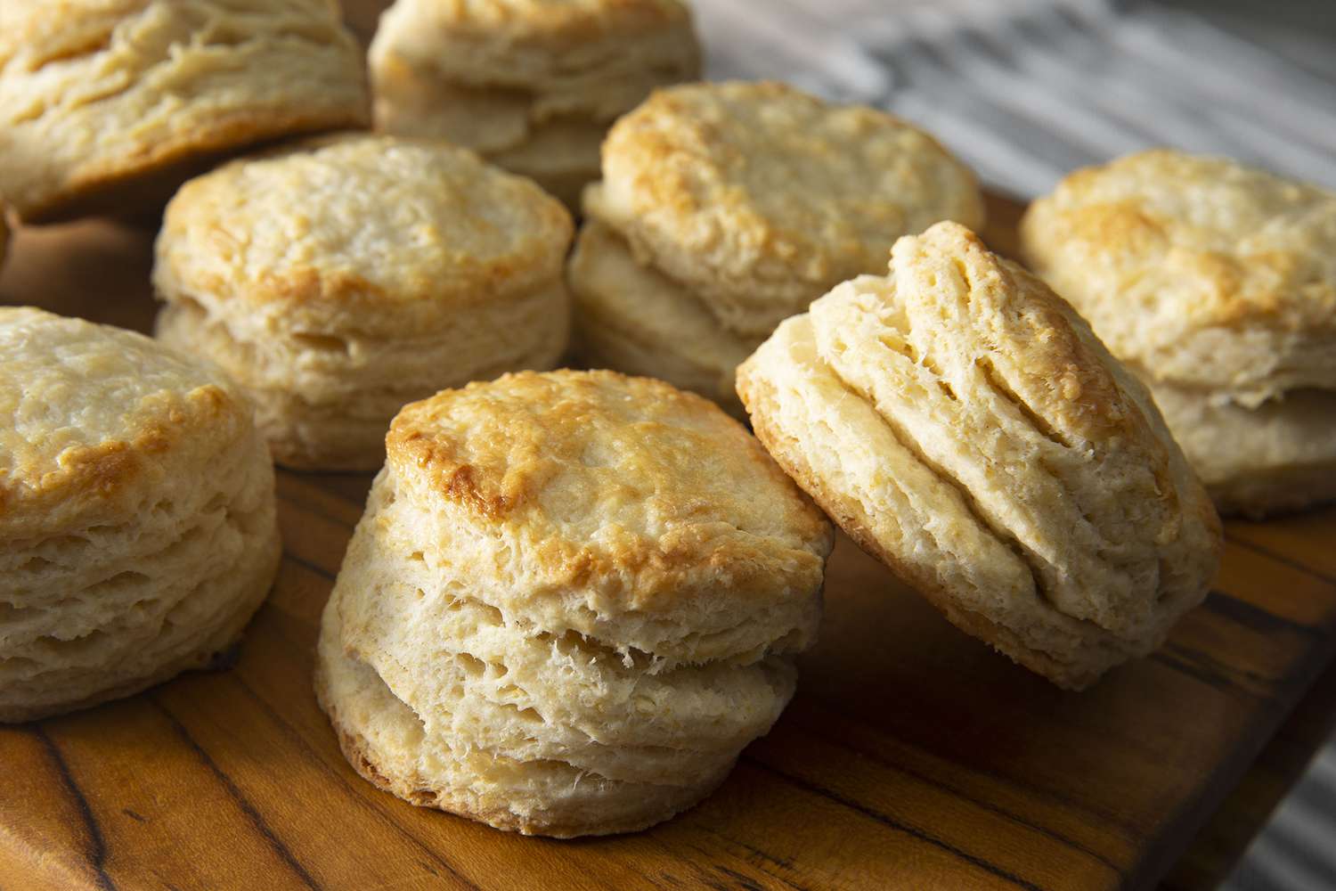 Buttermilk Biscuit Recipe (Baking Tips & Tricks) 127