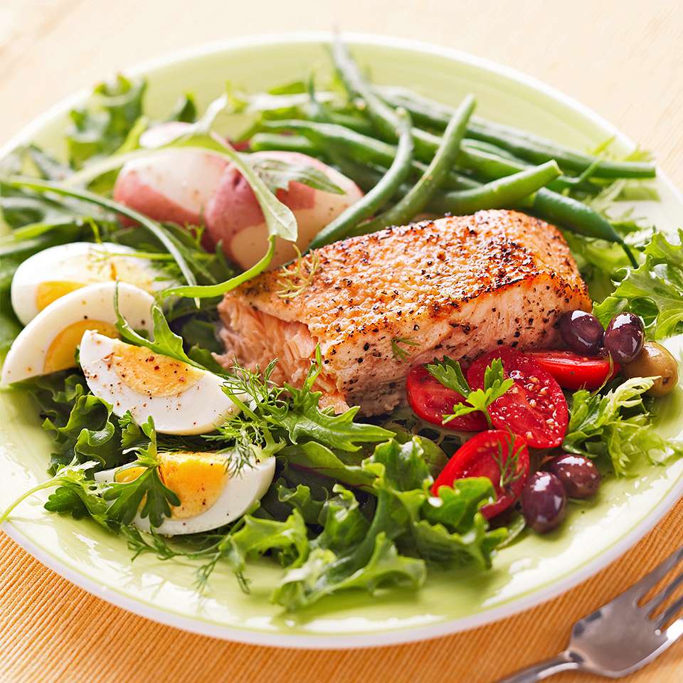 Grilled Salmon Salad Ni Ccedil Oise With Lemon Vinaigrette Recipe Eatingwell,How To Saute Onions