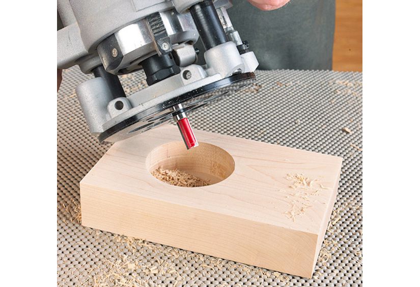 what router bit to cut a hole?