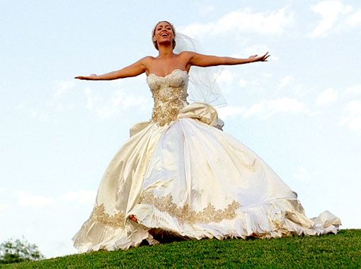Buy Beyonce's wedding dress | EW.com