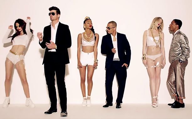 He reconocido Ecología Revolucionario Robin Thicke and Pharrell Williams' lawyer confirms they'll appeal 'Blurred  Lines' verdict | EW.com