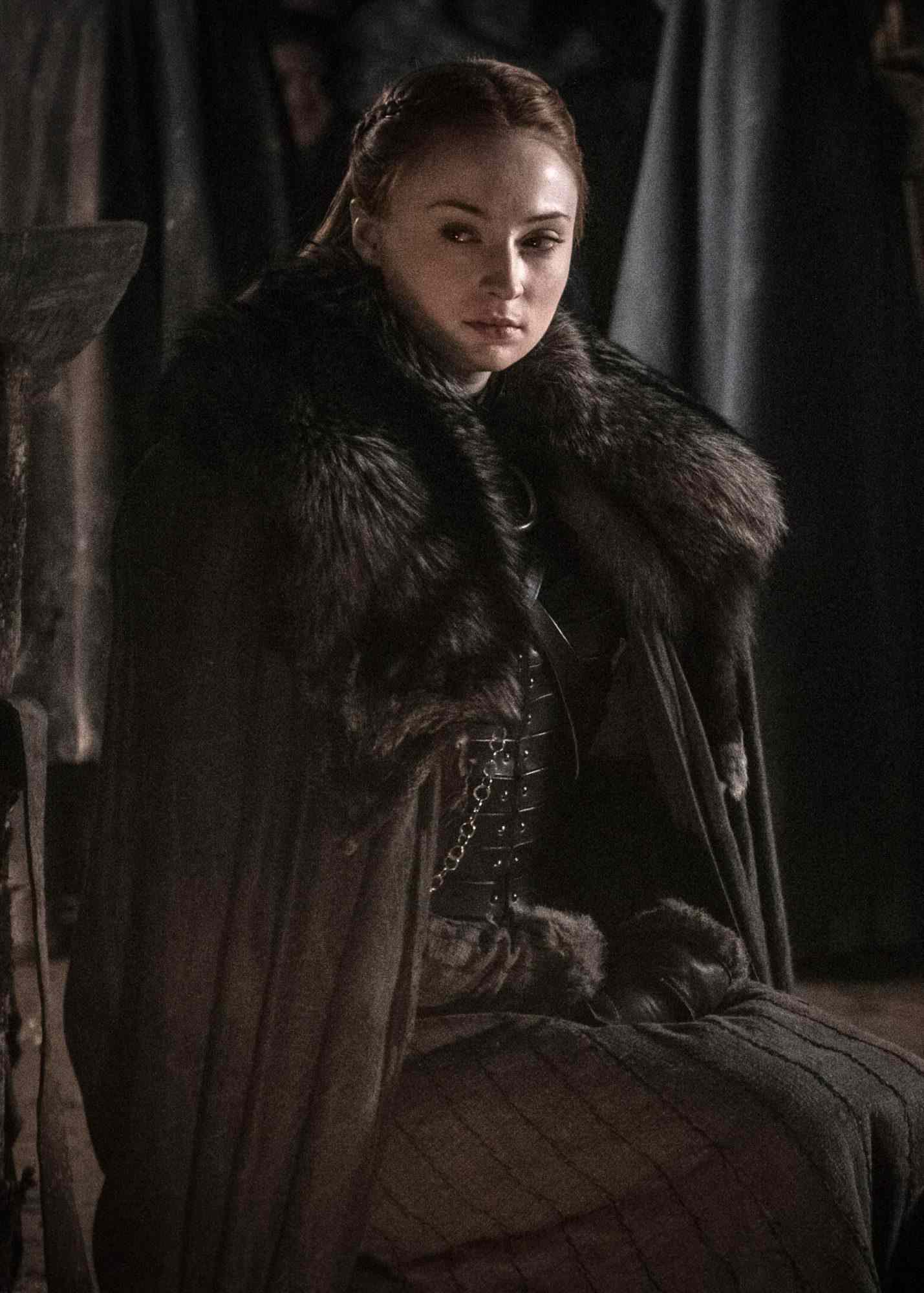 Game Of Thrones Releases Battle Photos From Season 8 Episode 3