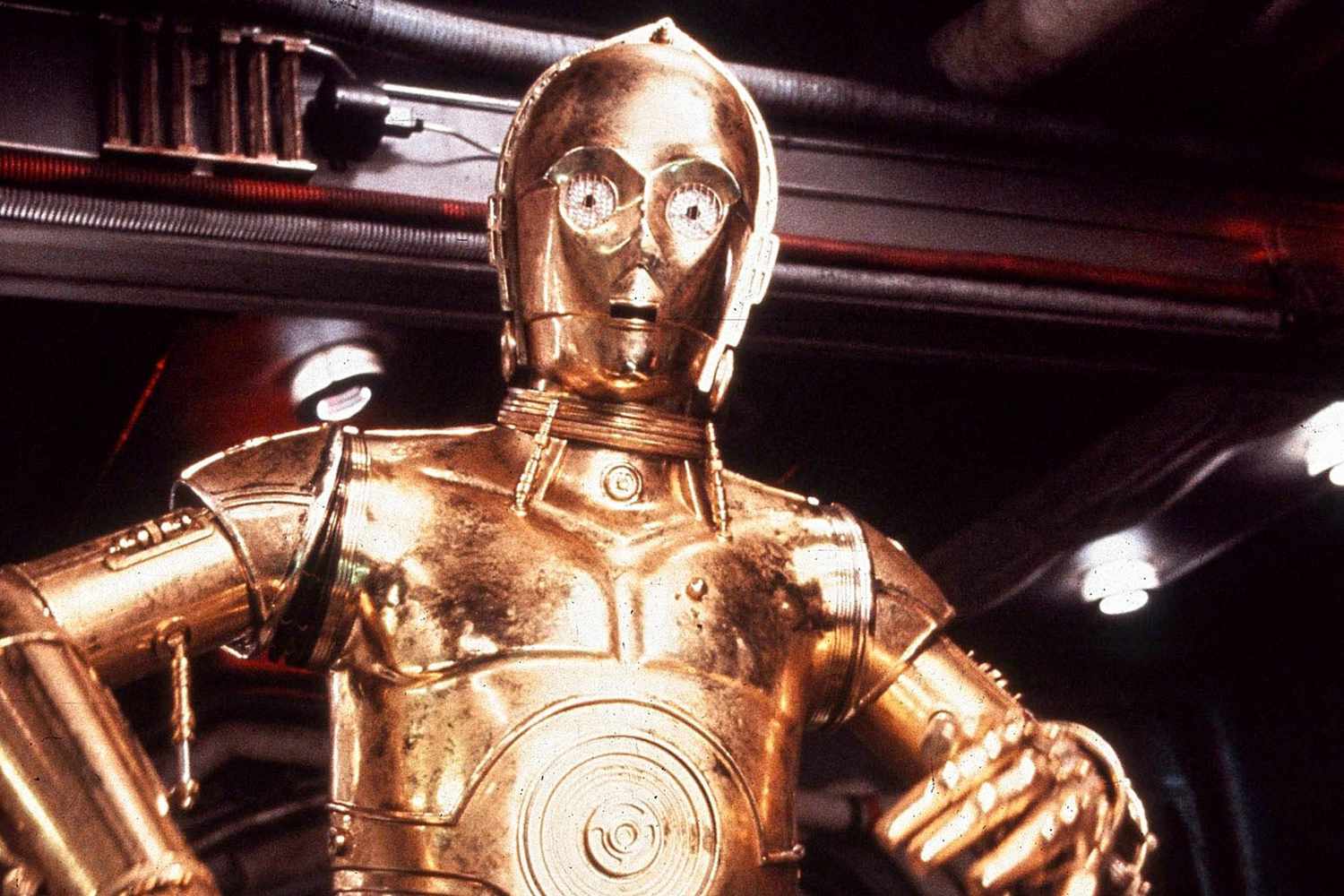 > C-3PO > Anthony Daniels 1980 Topps Star Wars #230 Mynocks Outside Oh My 