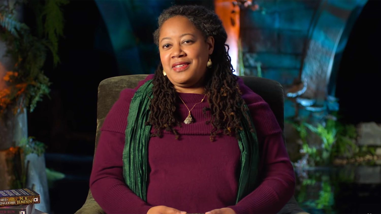 N.K. Jemisin discusses her MasterClass course, The City We Became sequel |  EW.com