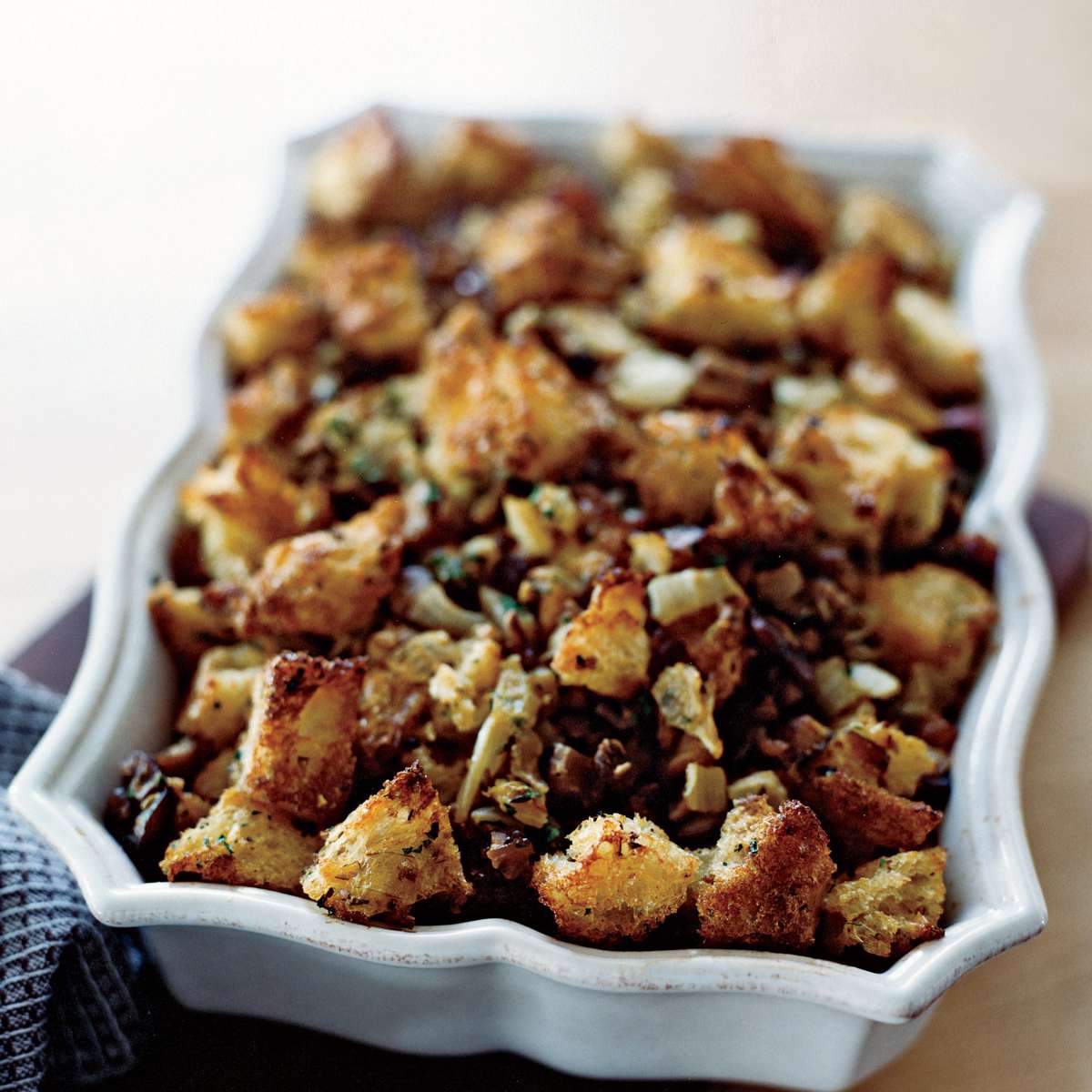 Chestnut Stuffing With Fennel Recipe Suzanne Goin Food Wine