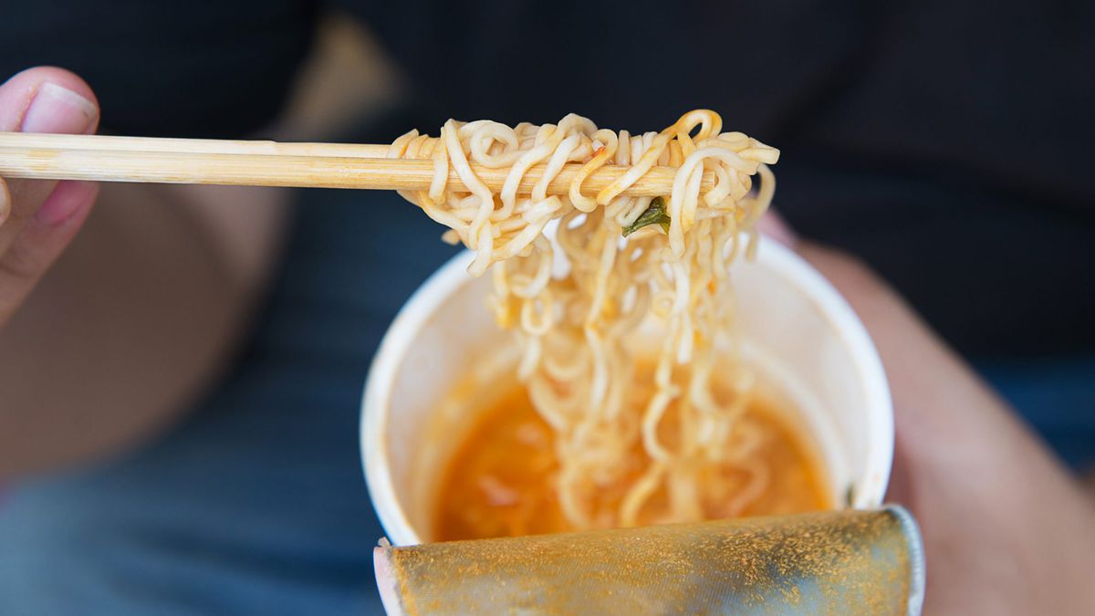 There Is a Very Good Reason to Eat Less Instant Ramen | Food & Wine