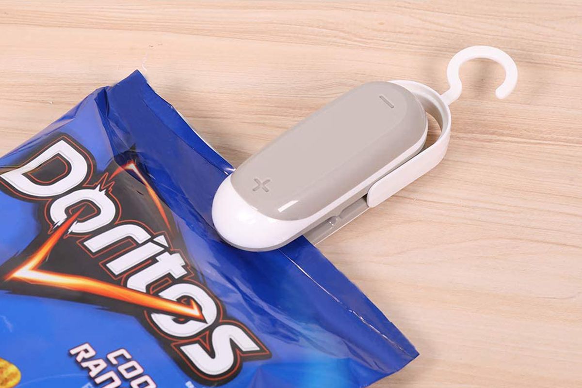 Portable Mini Bag Sealer Heat Sealing Machine Food Chips Snacks Tools Resealer